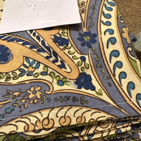 Set of 10 April Cornell Bohemian Paisley Napkins 16"x16" – Floral Cotton – NWT - Picture 3 of 3